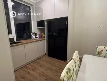 92 м², 4-комнатная квартира, этаж 19 из 19, 92 м², изображение - 17