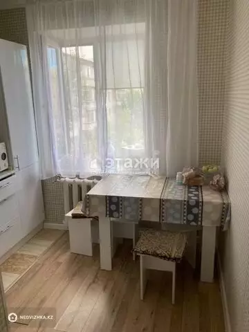 2-комнатная квартира, этаж 4 из 4, 46 м²