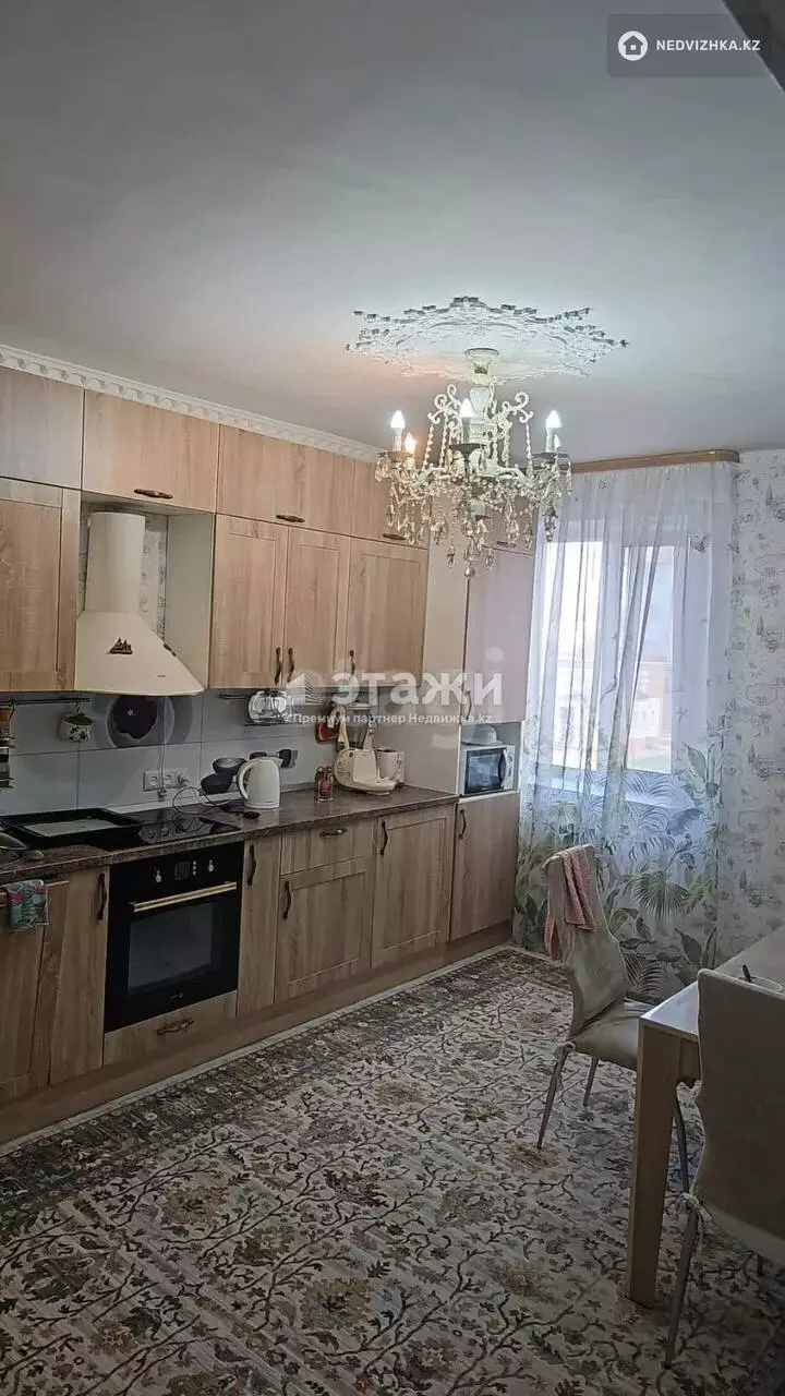 140 м², 4-комнатная квартира, этаж 3 из 10, 140 м², изображение - 1