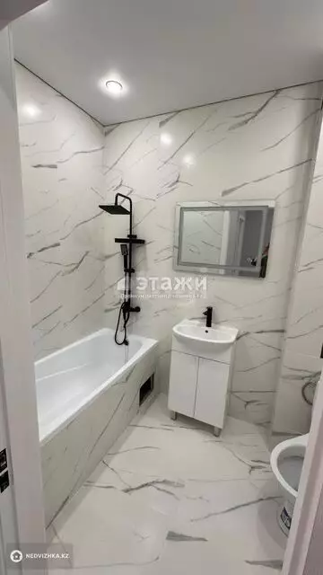 1-комнатная квартира, этаж 3 из 9, 40 м²