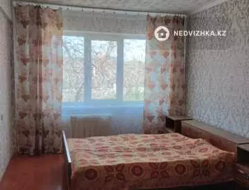 3-комнатная квартира, этаж 2 из 5, 63 м²