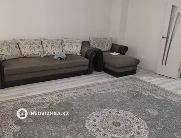 1-комнатная квартира, этаж 4 из 25, 52 м²