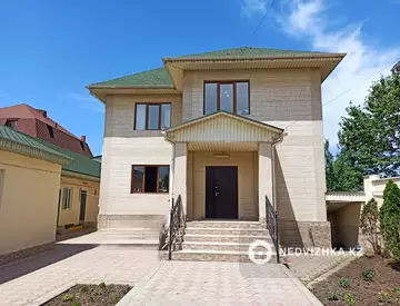 7-комнатный дом, 7 соток, 223 м²