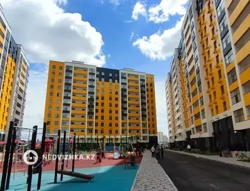 1-комнатная квартира, этаж 1 из 12, 36 м²