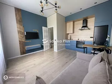 1-комнатная квартира, этаж 10 из 10, 38 м²