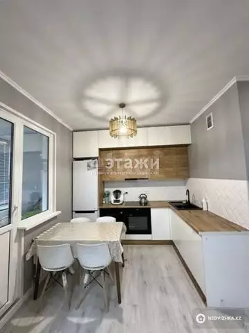 1-комнатная квартира, этаж 3 из 12, 39 м²