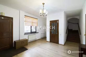 250 м², 6-комнатная квартира, этаж 3 из 3, 250 м², изображение - 3