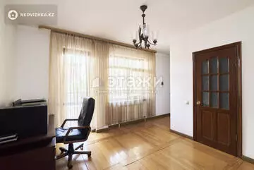 250 м², 6-комнатная квартира, этаж 3 из 3, 250 м², изображение - 18