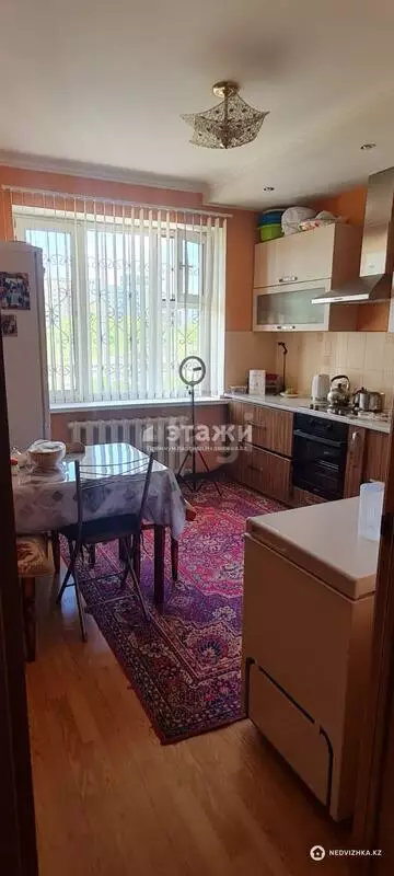 2-комнатная квартира, этаж 1 из 14, 63 м²