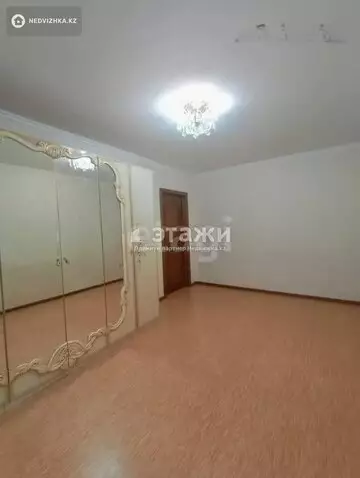 57.1 м², 2-комнатная квартира, этаж 3 из 9, 57 м², изображение - 3