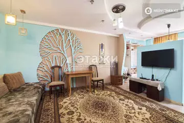4-комнатная квартира, этаж 2 из 5, 59 м²