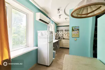 4-комнатная квартира, этаж 2 из 5, 59 м²