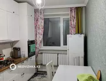 1-комнатная квартира, этаж 4 из 9, 45 м², на длительный срок