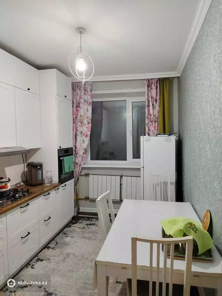 45 м², 1-комнатная квартира, этаж 4 из 9, 45 м², на длительный срок, изображение - 1