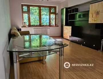 3-комнатная квартира, этаж 1 из 5, 95 м²