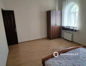 300 м², 4-комнатный дом, 8 соток, 300 м², посуточно, изображение - 7