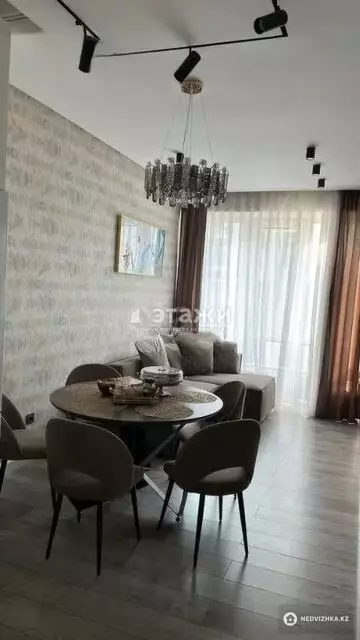 2-комнатная квартира, этаж 13 из 18, 56 м²