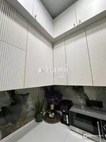 2-комнатная квартира, этаж 5 из 18, 56 м²