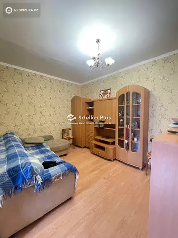 1-комнатная квартира, этаж 7 из 12, 50 м²