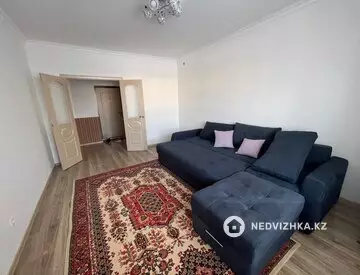 63 м², 2-комнатная квартира, этаж 3 из 8, 63 м², изображение - 2