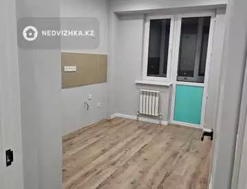 1-комнатная квартира, этаж 10 из 13, 38 м²