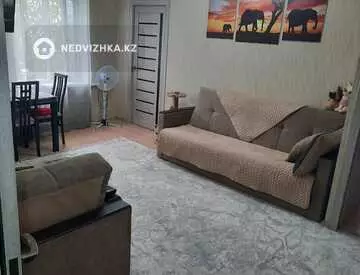 3-комнатная квартира, этаж 4 из 5, 55 м²