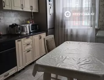 3-комнатная квартира, этаж 3 из 9, 93 м²