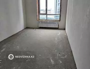 2-комнатная квартира, этаж 8 из 9, 74 м²