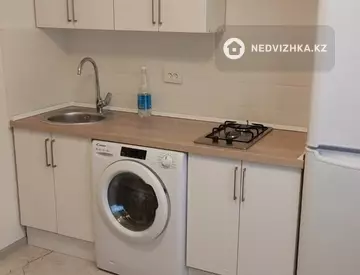 1-комнатная квартира, этаж 3 из 9, 32 м²