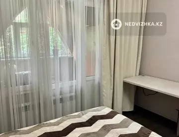 4-комнатная квартира, этаж 1 из 9, 72 м²