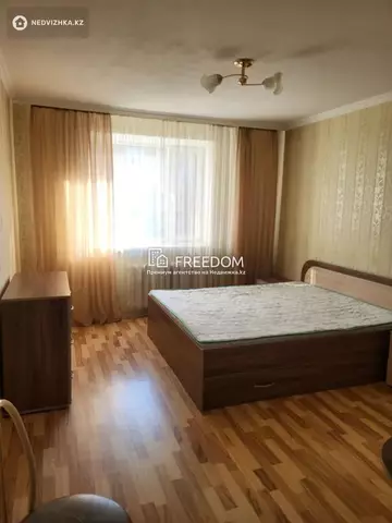 3-комнатная квартира, этаж 5 из 9, 74 м²