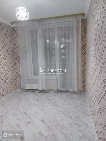 2-комнатная квартира, этаж 3 из 15, 59 м²