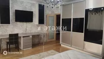 2-комнатная квартира, этаж 13 из 28, 74 м²