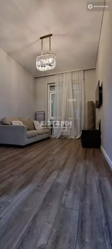 2-комнатная квартира, этаж 2 из 8, 42 м²