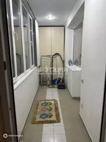 2-комнатная квартира, этаж 2 из 12, 60 м²