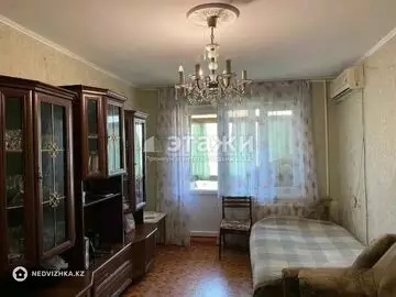 2-комнатная квартира, этаж 4 из 5, 45 м²