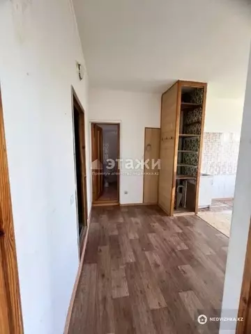 1-комнатная квартира, этаж 9 из 9, 36 м²