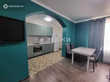 3-комнатная квартира, этаж 8 из 15, 74 м², на длительный срок