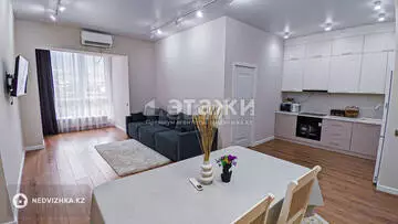 2-комнатная квартира, этаж 9 из 20, 67 м², на длительный срок