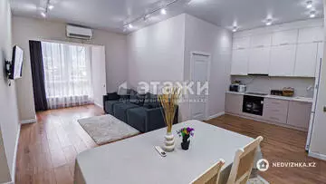 2-комнатная квартира, этаж 9 из 20, 67 м², на длительный срок