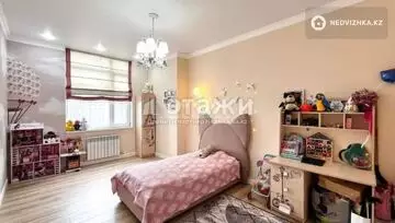 4-комнатная квартира, этаж 11 из 14, 126 м²