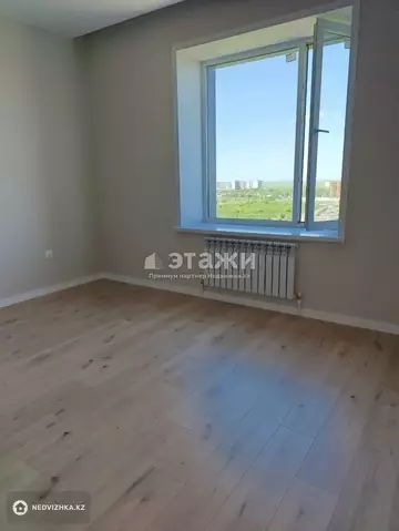 1-комнатная квартира, этаж 10 из 10, 36 м²