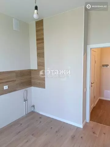 1-комнатная квартира, этаж 10 из 10, 36 м²