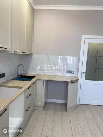 1-комнатная квартира, этаж 9 из 9, 35 м²