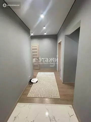 3-комнатная квартира, этаж 8 из 22, 70 м²