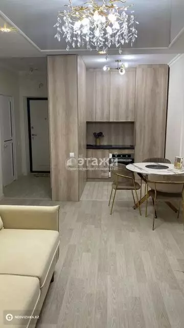 2-комнатная квартира, этаж 5 из 10, 38 м²