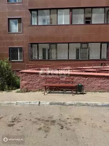 2-комнатная квартира, этаж 1 из 14, 60 м²