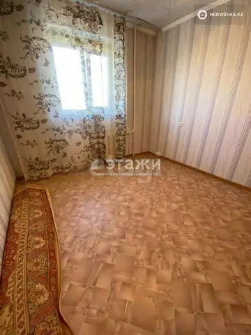 3-комнатная квартира, этаж 3 из 6, 64 м²