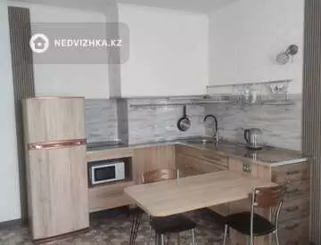 47 м², 2-комнатная квартира, этаж 12 из 12, 47 м², на длительный срок, изображение - 7