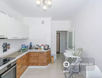 2-комнатная квартира, этаж 9 из 12, 61 м²